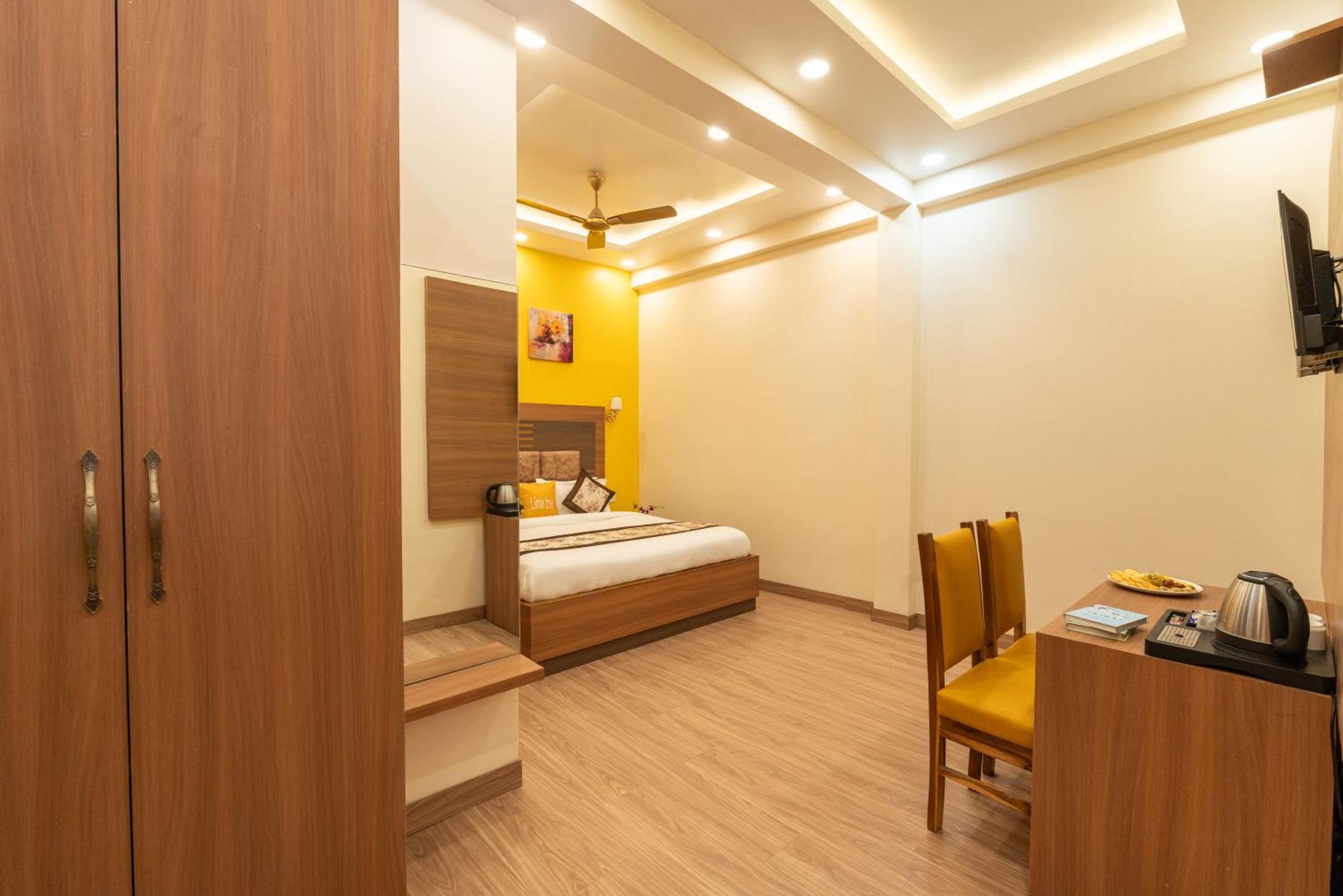 Lime Tree Hotel & One Bhk Serviced Apartment Noida - Sector 50 Metro Luaran gambar